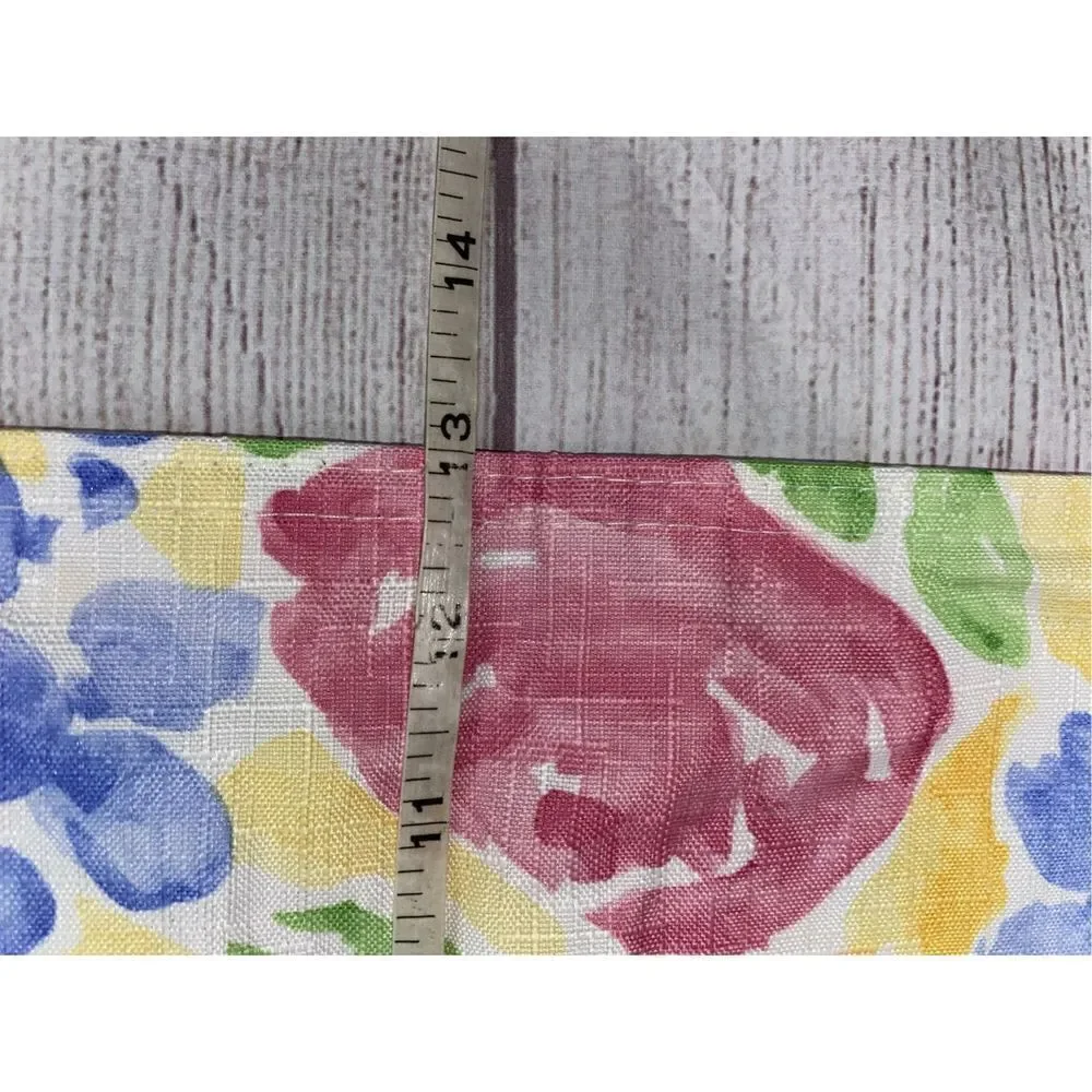 Floral print table cloth, napkins, napkin rings, 2 solid teal placemats